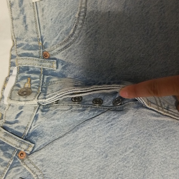 NWT Zara Denim Shorts Women's Size 4 Color Light Blue - Picture 8 of 10